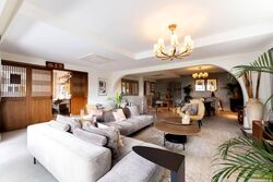 Leonie Towers (D9), Apartment #591892631